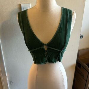 Green cut sleeve shirt..